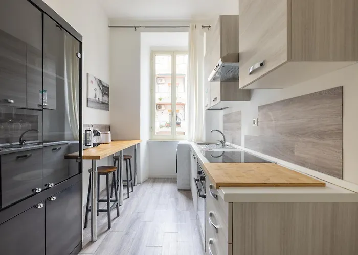 Vatican Stylish By Varental - Guardabassi Collection Apartment